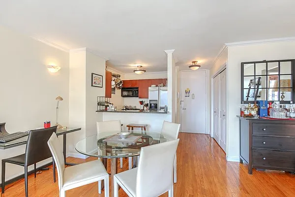 Sold by Citi Habitats | media 3