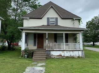 1003 S Fulton St, Carthage, MO 64836