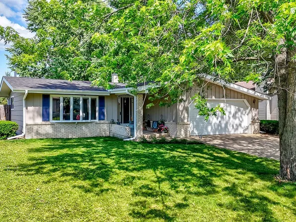 1410 James Ct, Ottawa, IL 61350