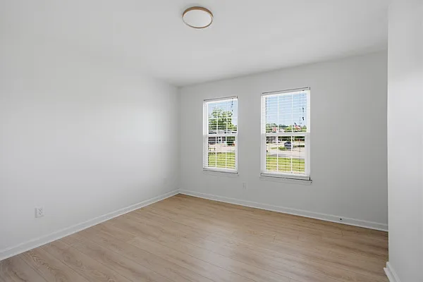 470 S Main St #203 — Photo 18
