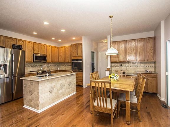 4th image of 7883 Eagle Trace Dr
