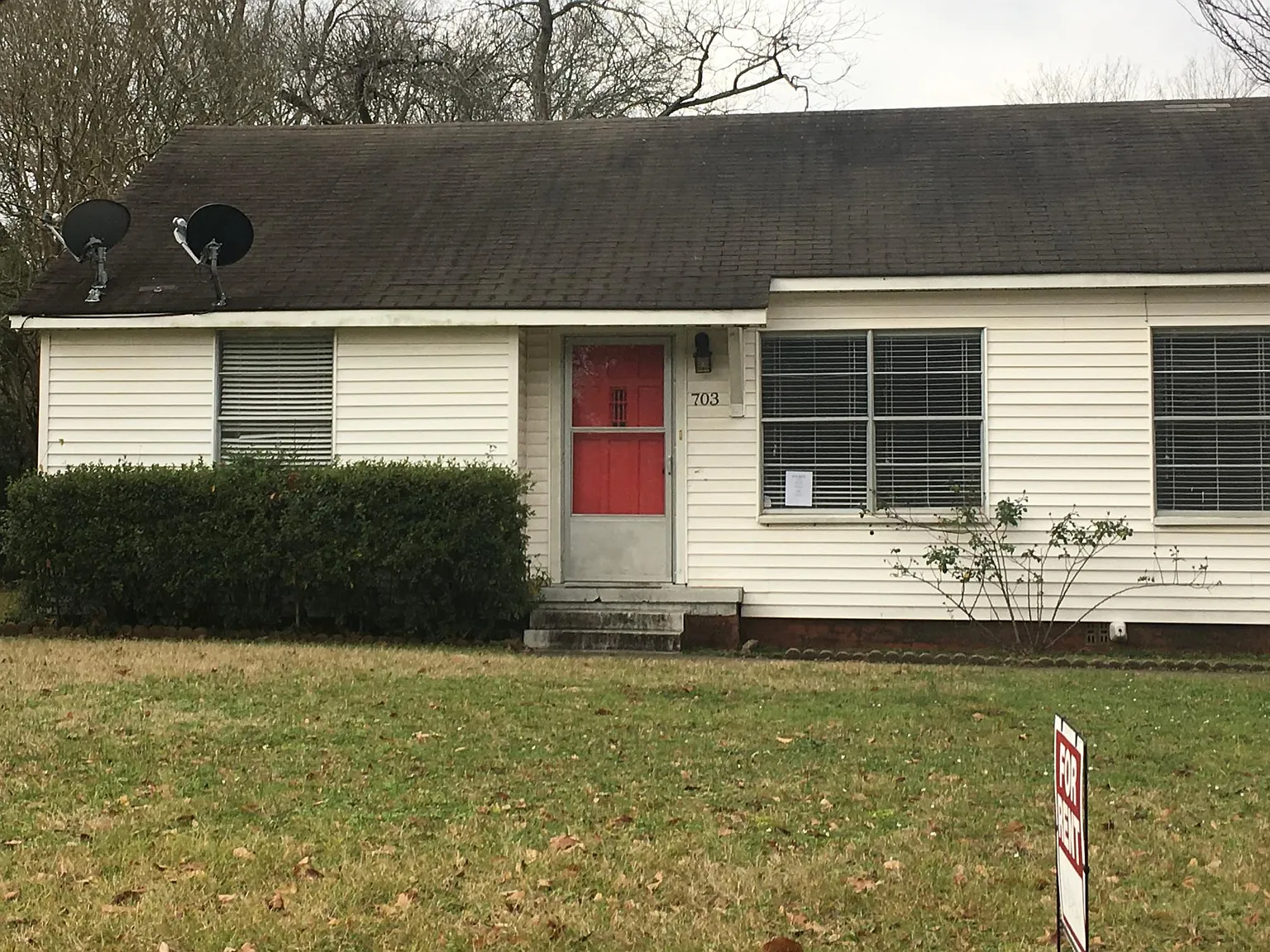3 bed, 1092 sqft, $1,150 — Photo 2