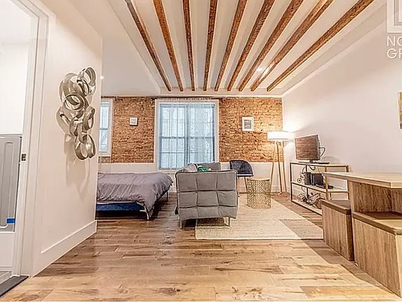 2nd image of 152 W 49th St APT 2D