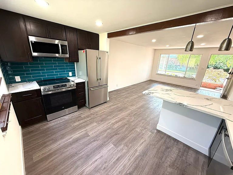 5309 Erskine Way SW — Photo 3