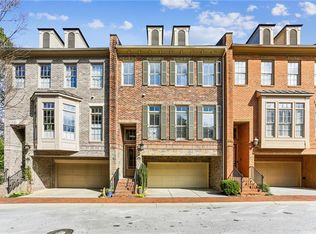 4 Candler Grove Dr, Decatur, GA 30030