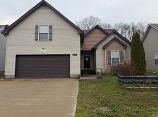 685 Fox Trail Ct, Clarksville, TN 37040