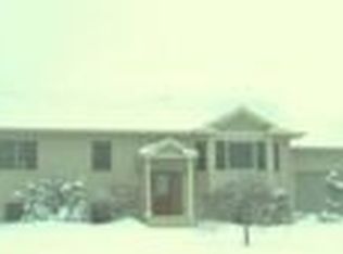 285 Skyline Rd, Petoskey, MI 49770