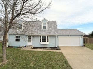 325 Yorktown Rd, Greenwood, IN 46142