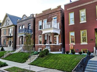 3958 Russell Blvd, Saint Louis, MO 63110