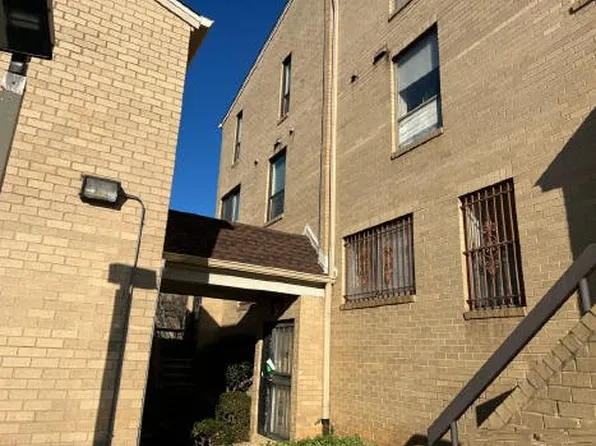 2741 31st Pl NE, Washington, DC 20018