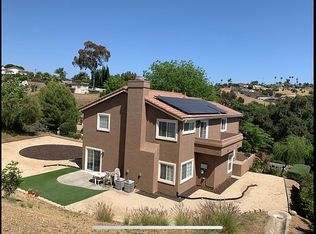 1418 Chestnut Ln, Vista, CA 92084