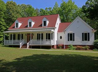 5610 Kings Ridge Rd, Gloucester, VA 23061