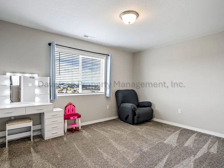 8747 Bynum Dr — Photo 14
