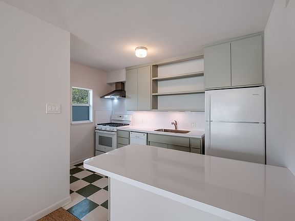 3rd image of 442 E Huisache Ave #C