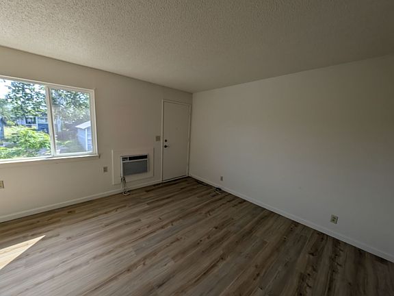 4th image of 2235 Tehama St #7