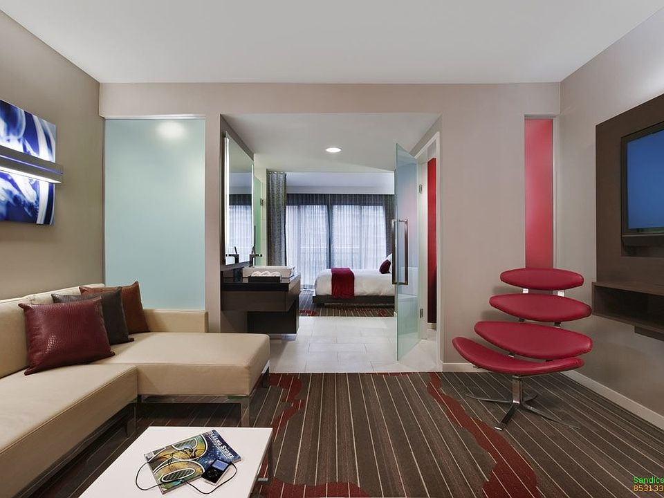 1st image of 207 5th Ave #752