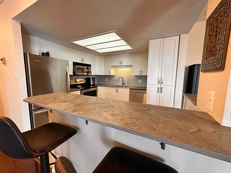 69 Jamieson Ct #1006 — Photo 16