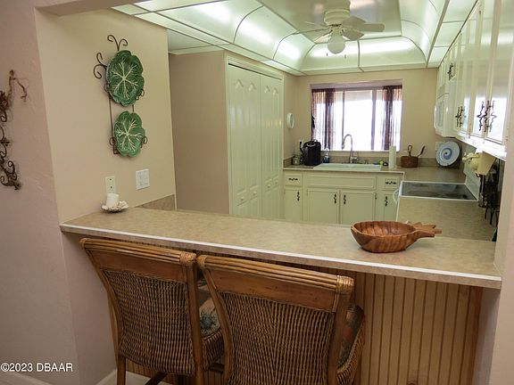 3rd image of 89 S Atlantic Ave APT 102