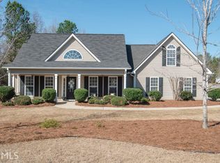 255 Meadows Dr, Senoia, GA 30276