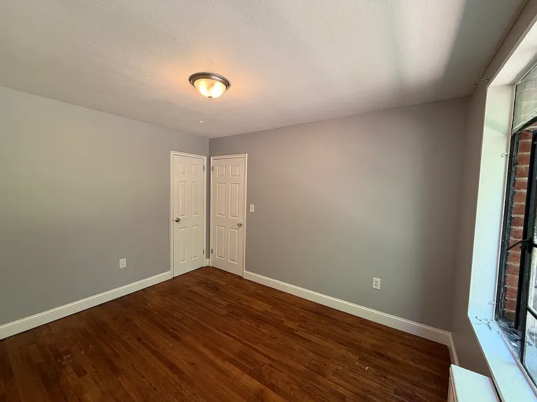 50 Mencel Cir #A — Photo 6