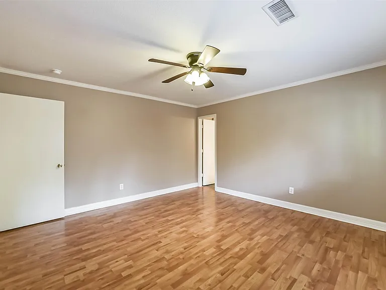 4111 Hermitage Hollow Ln — Photo 19
