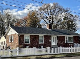 145 Delaware St, Lester, PA 19029