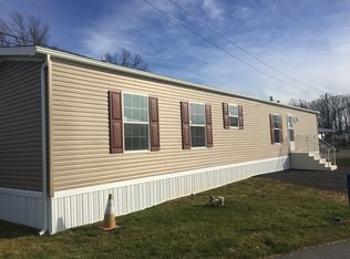 1190 Grange Rd TRLR E8, Wescosville, PA 18106