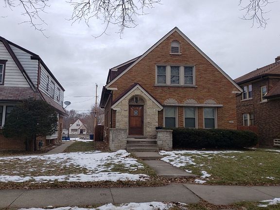 3rd image of 4638 W Medford Ave