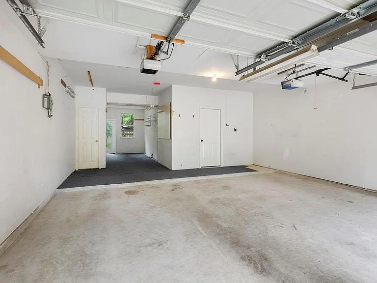 150 W Bristol Oak Cir — Photo 36
