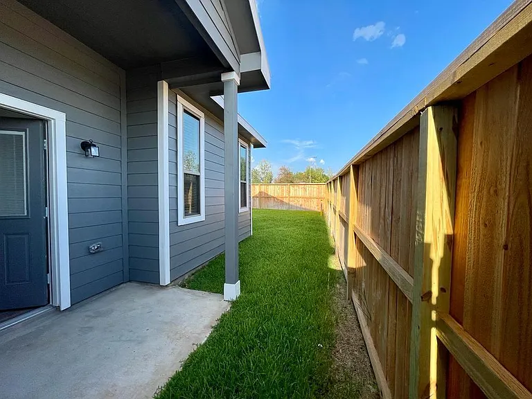 639 Silver Pear Ct — Photo 29