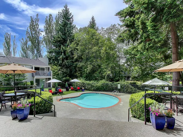 Corbella at Juanita Bay, 9536 NE 120th St #A207, Kirkland, WA 98034