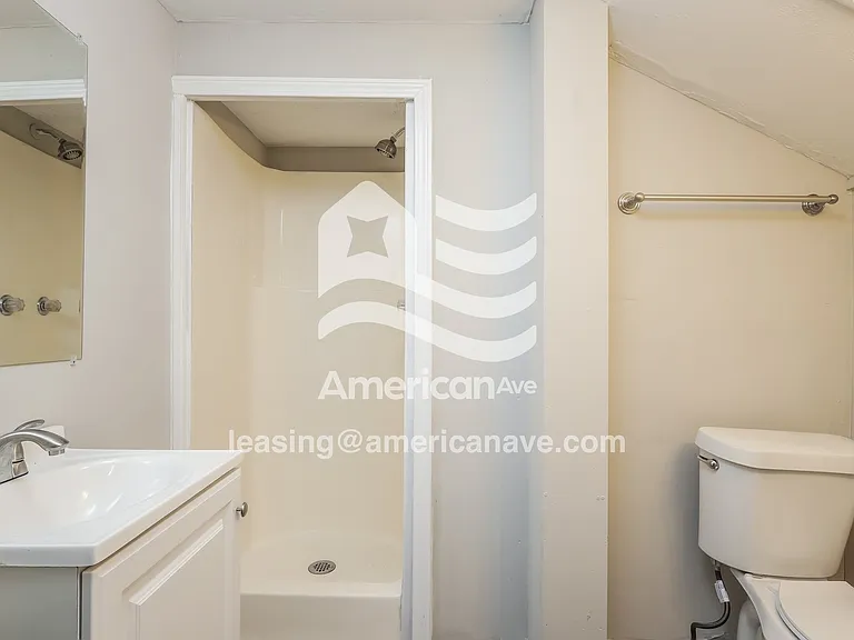 1504179_014_wm_-_bathroom_13013847.jpg