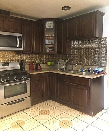 4th image of 5194 N Berkeley Ave