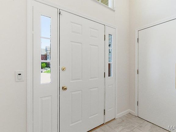 3rd image of 12940 Springdale Village Dr
