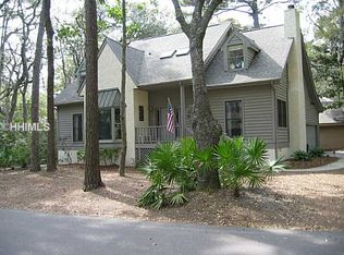 1 Pine Ct, Hilton Head Island, SC 29928