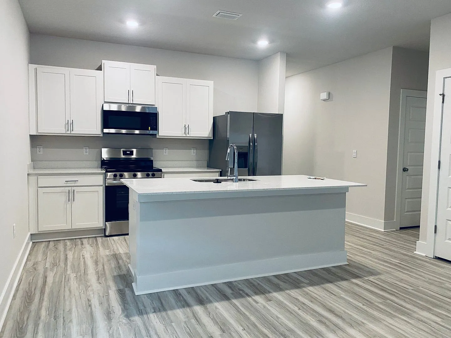 Brand New Corner-Lot 3BR/2BA Home | Near NAS Pensacola — Photo 4
