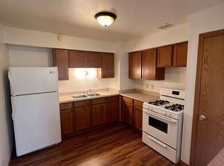 4941 S 13th St APT 5, Milwaukee, WI 53221