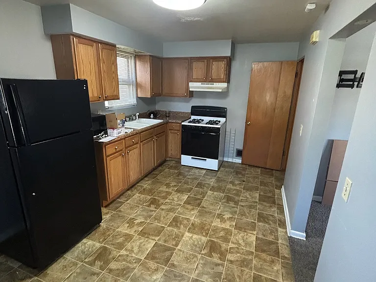 413 Clarendon Ave NW #413 — Photo 6