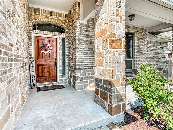 3rd image of 3902 Incourt Ln