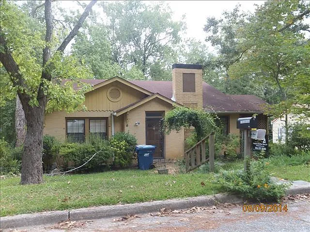 814 Blue Ridge Dr