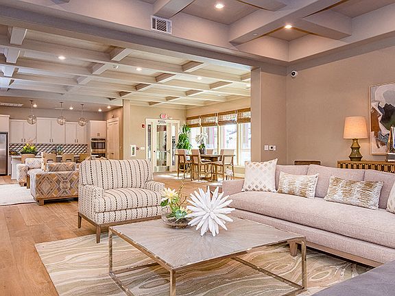 3rd image of 100 Toscana Dr #408
