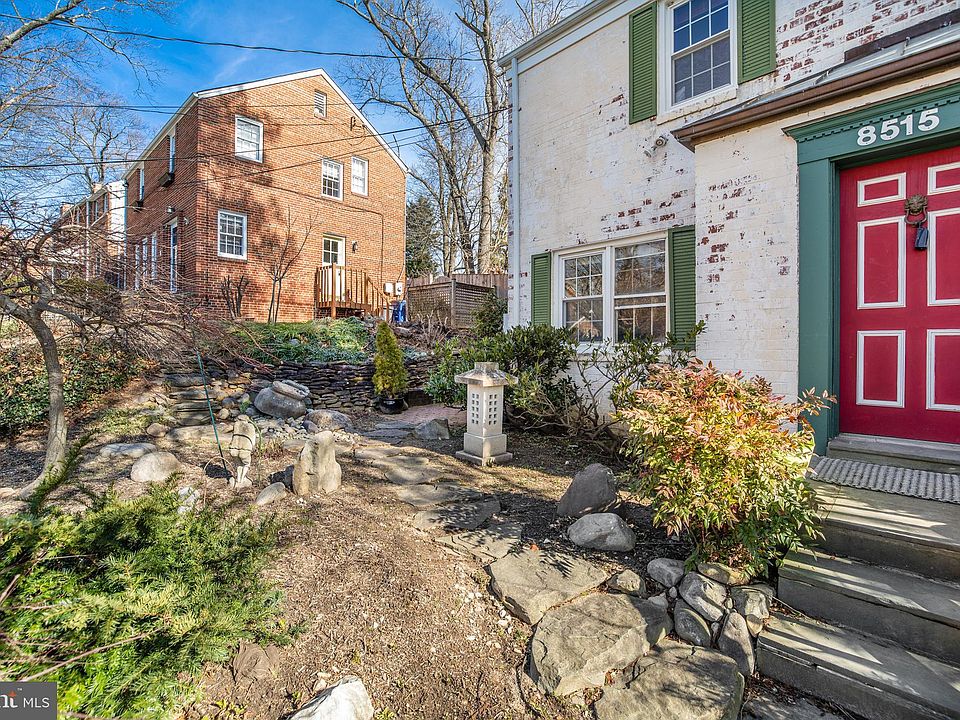 2nd image of 8515 Milford Ave