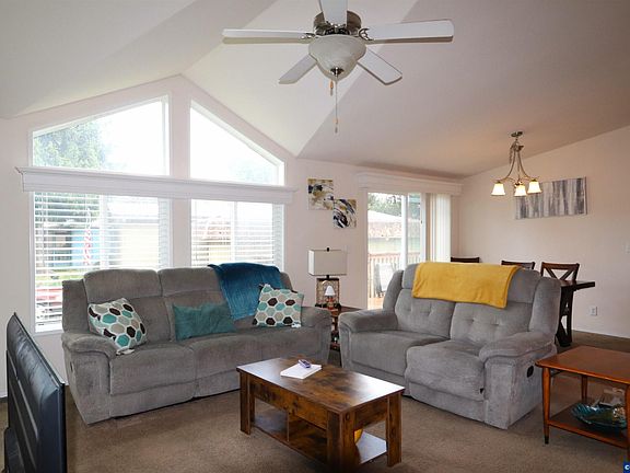 5th image of 4915 Swegle Rd NE #24