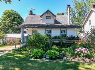 18202 Harland Ave, Cleveland, OH 44119