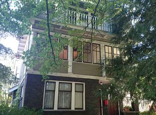 1154 15th Ave E, Seattle, WA 98112