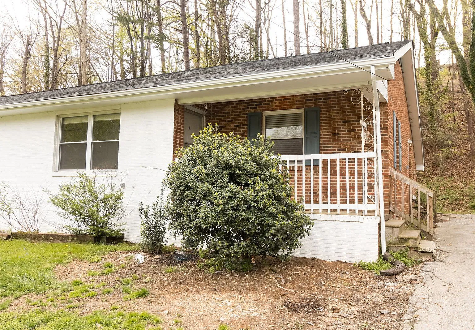 2 bed, 1.0 bath, 890 sqft, $1,250 — Photo 2