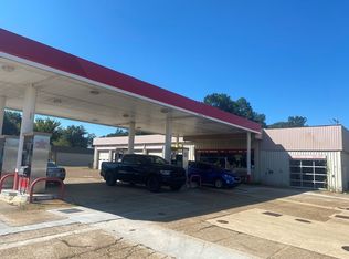 2067 Commerce St #100078, Grenada, MS 38901