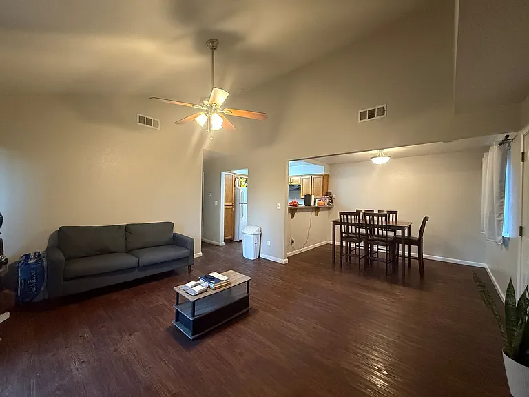 1190 S Winery Ave #234 — Photo 9