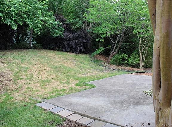 3rd image of 5127 Silabert Ave