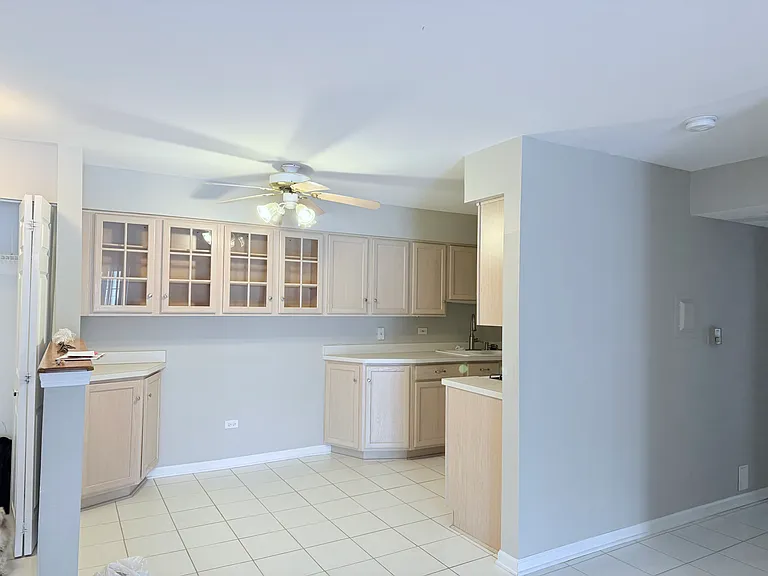 1611 N Windsor Dr — Photo 13